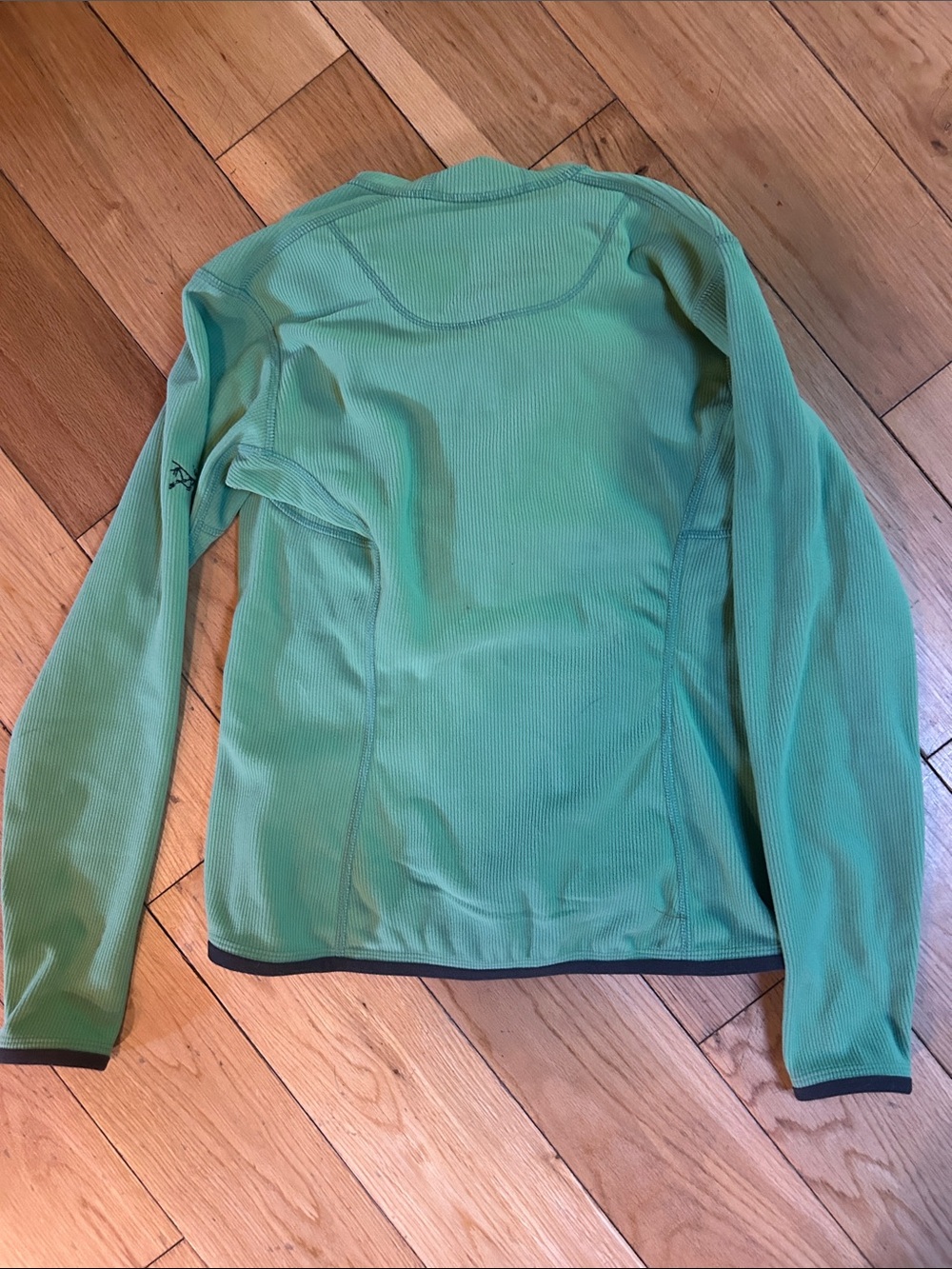 Arc'teryx Women’s Hooded Full-Zip Jacket in Mint - Picture 3 of 4